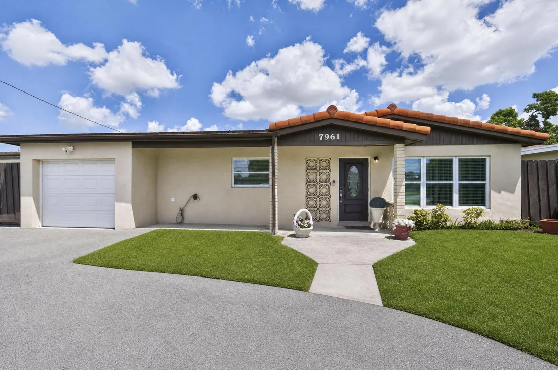 Photo of 7961 N NORMANDY Street