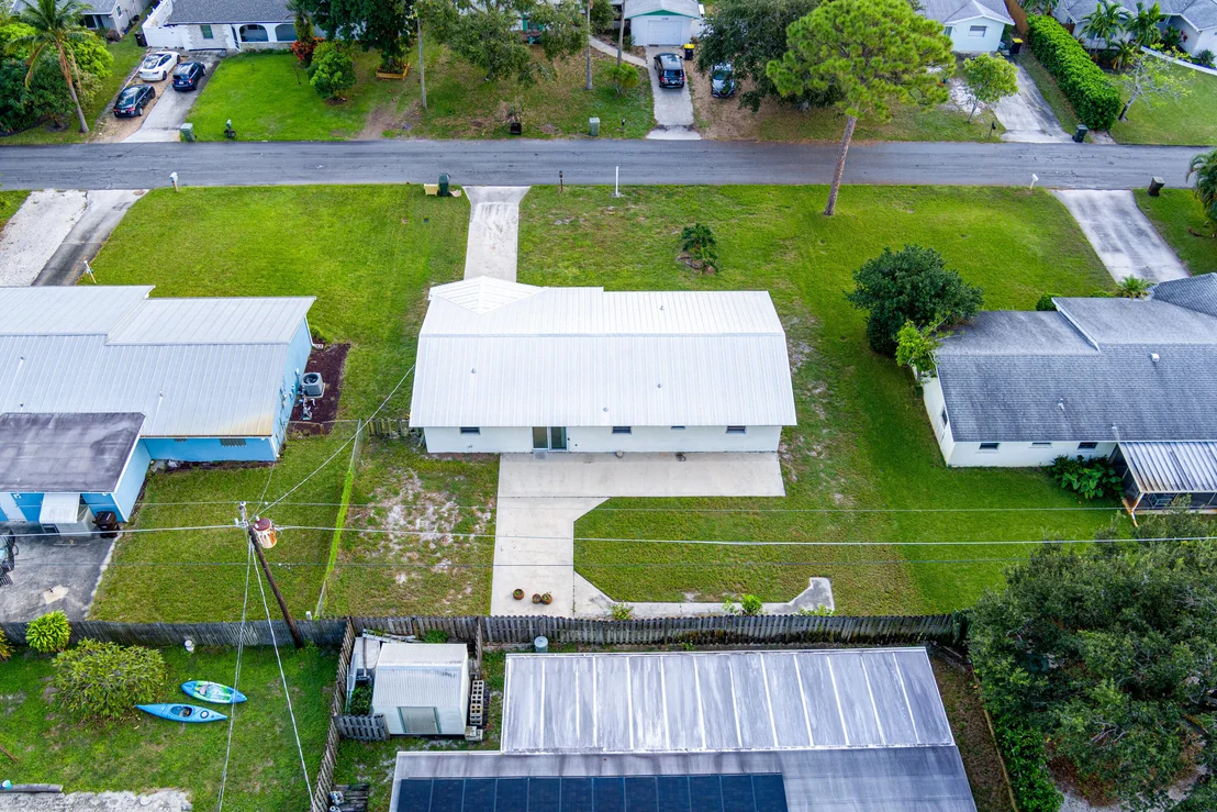 Photo of 1340 SE Sandpiper Lane