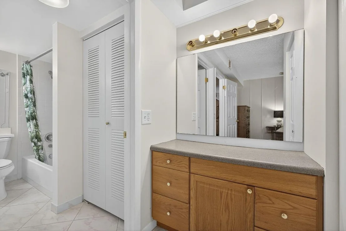 Photo of Unit D1 at 309 Knotty Pine Circle