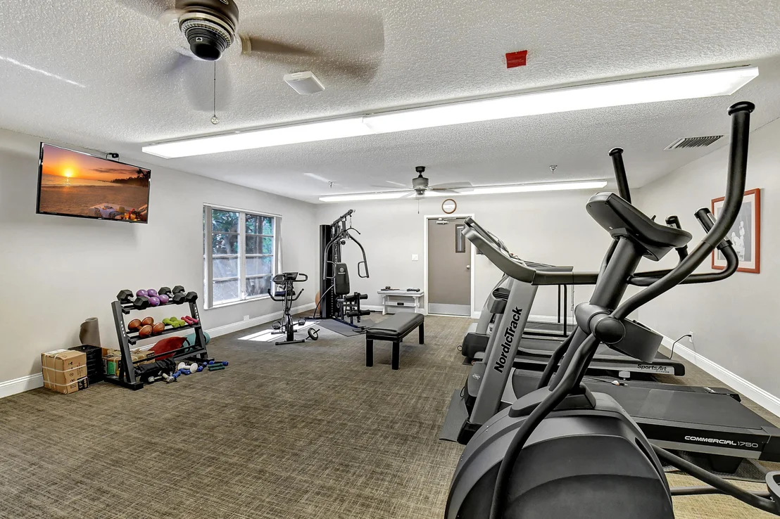 Photo of Unit A at 8130 Springtree Road