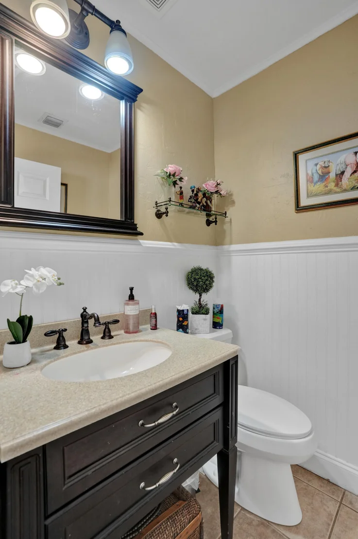 Photo of 7572 Parkside Lane
