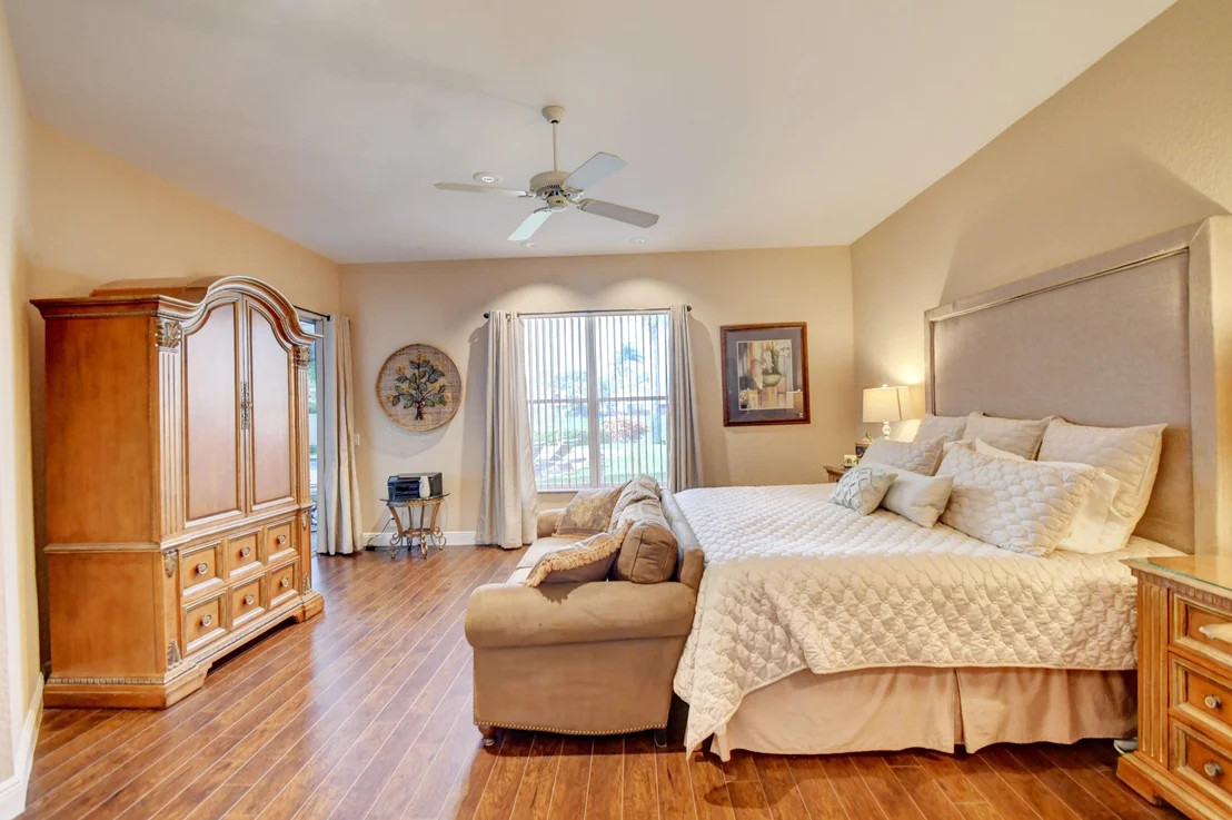 Photo of 2301 NW 25th Way
