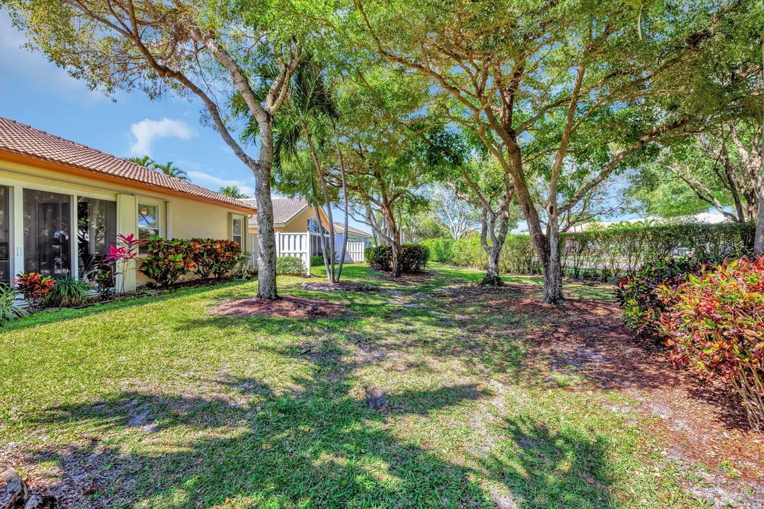 Photo of 5827 Seashell Terrace