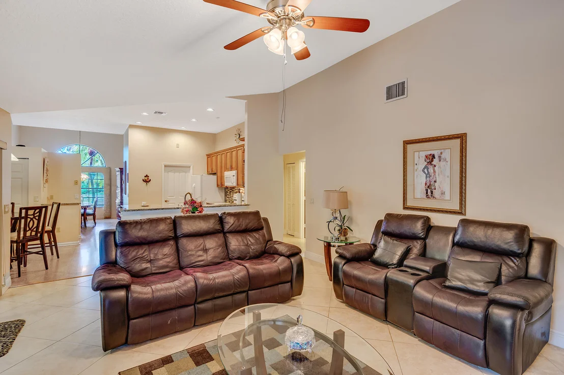 Photo of 2316 Stonegate Drive