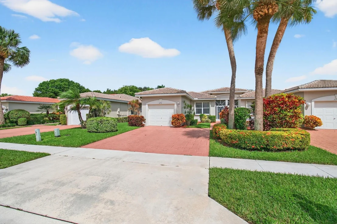 Photo of 5731 Emerald Cay Terrace