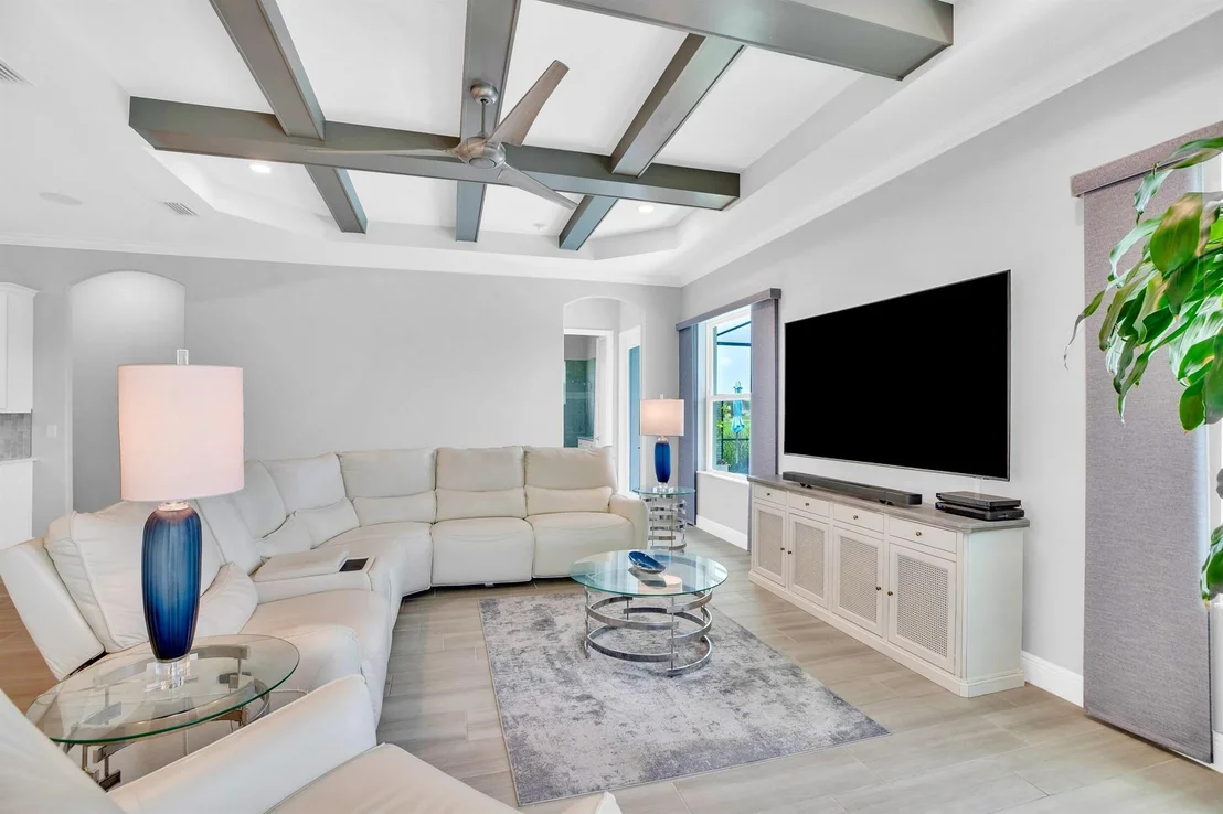 Photo of 5928 Sequoia Circle