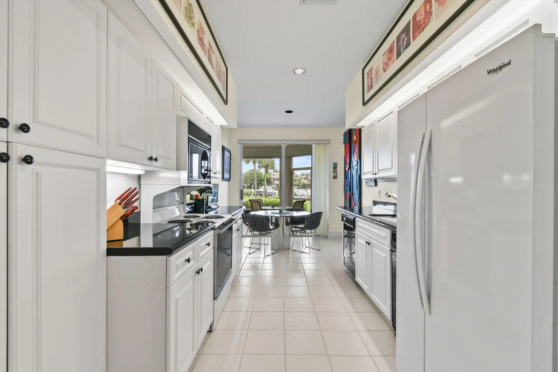 Photo of Unit 701 at 701 Captains Way