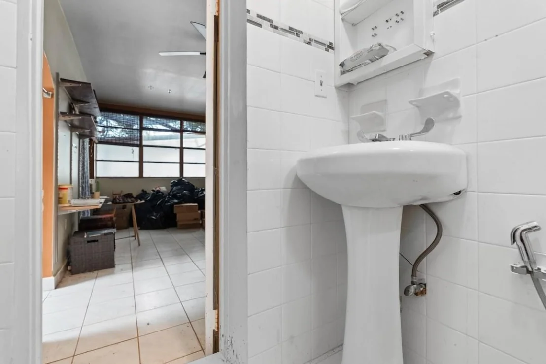 Photo of 282 E 55th Street