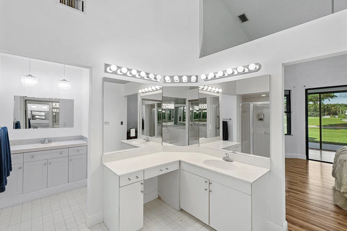 Photo of 8213 CASSIA Drive