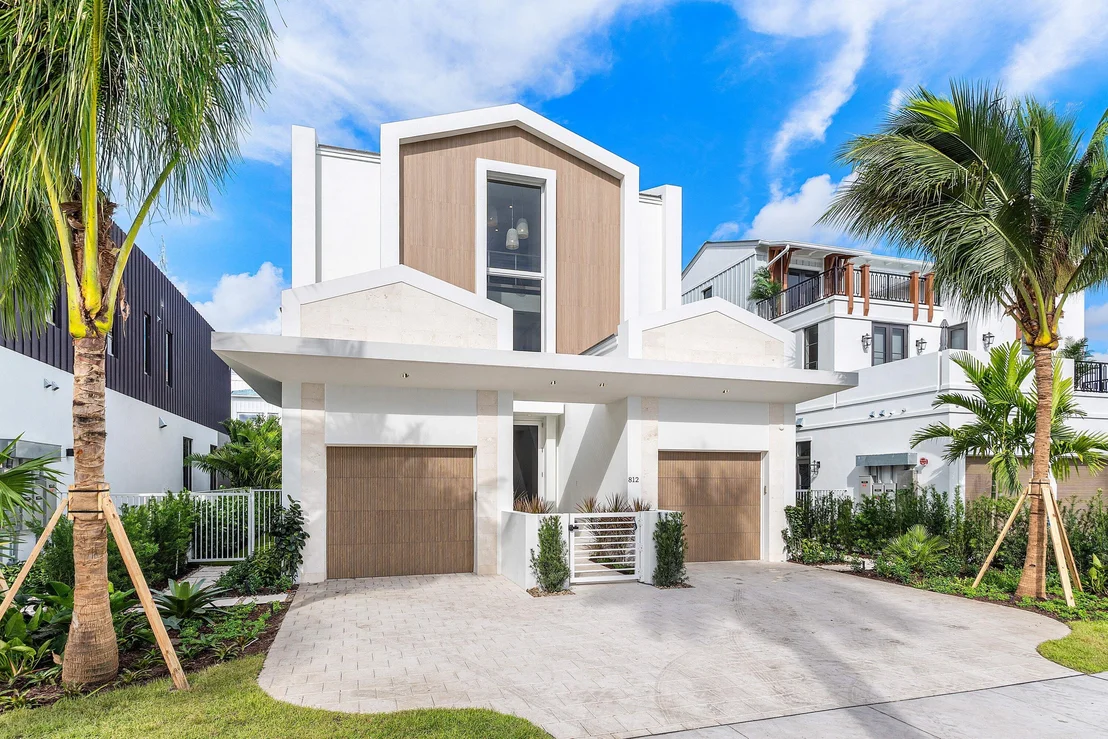 Photo of 812 Palm Trail