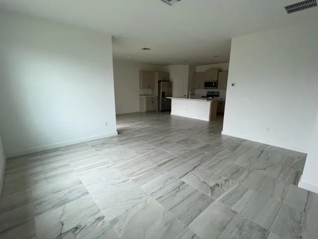 Photo of 2751 NE Breezeway Circle