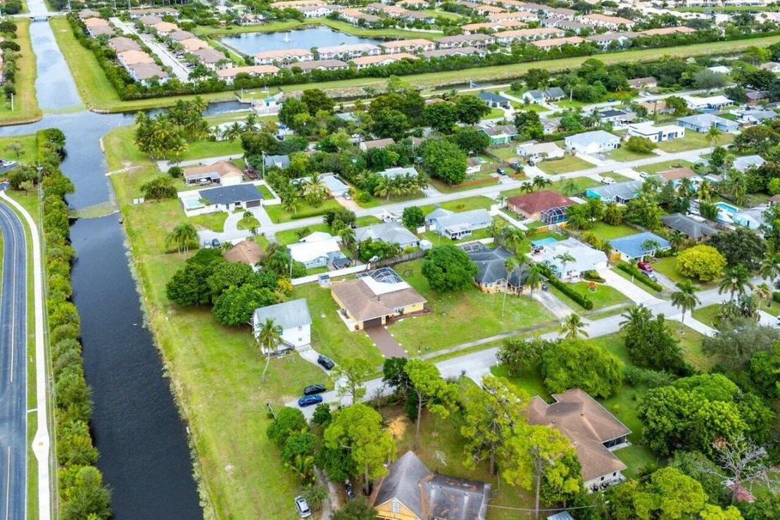 Photo of 5455 Pine Tree Drive