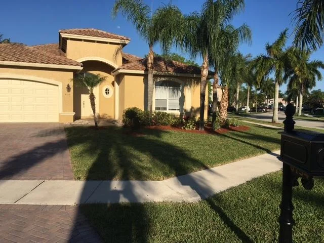 Photo of 6154 Wilbur Way