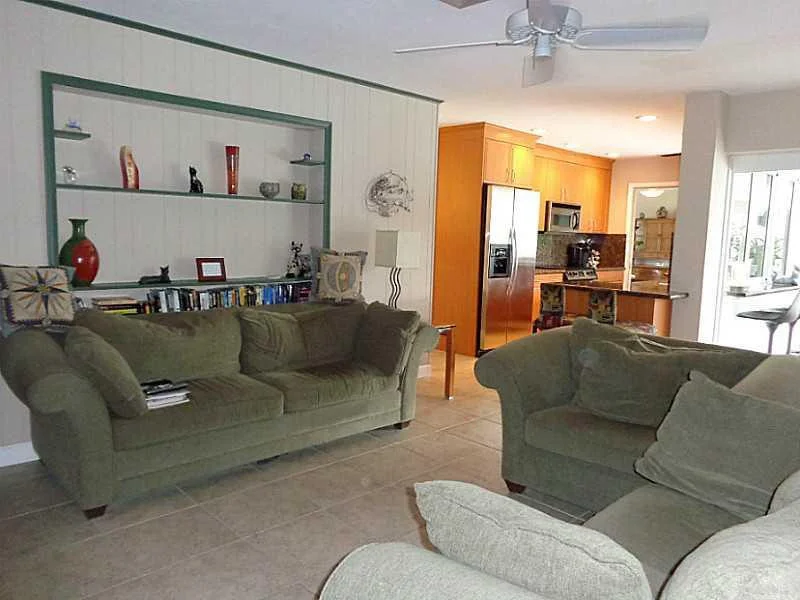 Photo of 3751 NE 24th Avenue