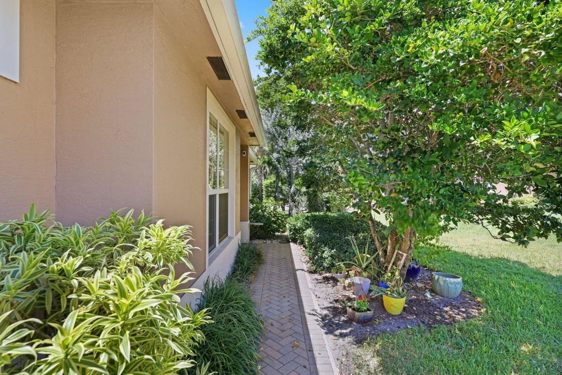 Photo of 4382 Colony View Drive
