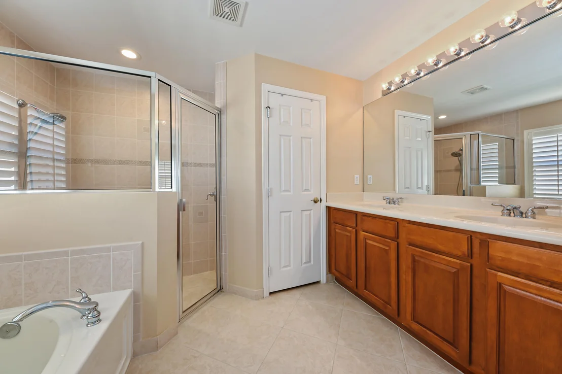 Photo of 12075 Roma Road