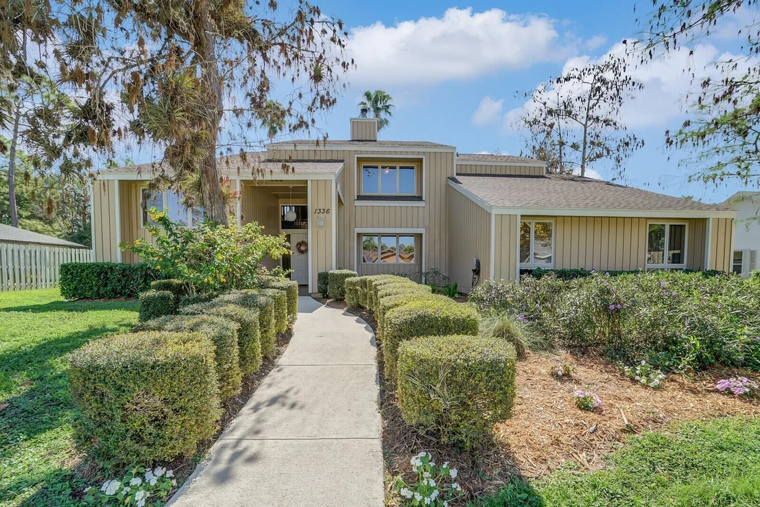 Photo of 1336 Brampton Cove