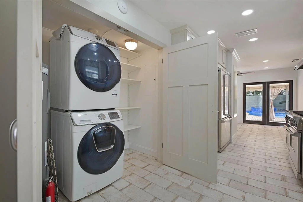 Photo of 308 Monroe Drive