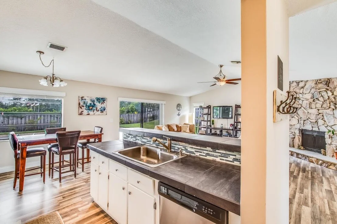 Photo of 1847 Shower Tree Way