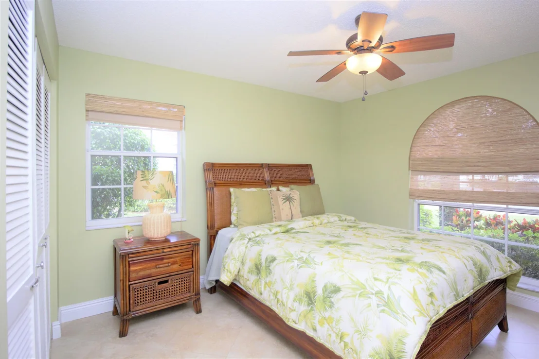 Photo of 7945 Sandy Pointe Drive