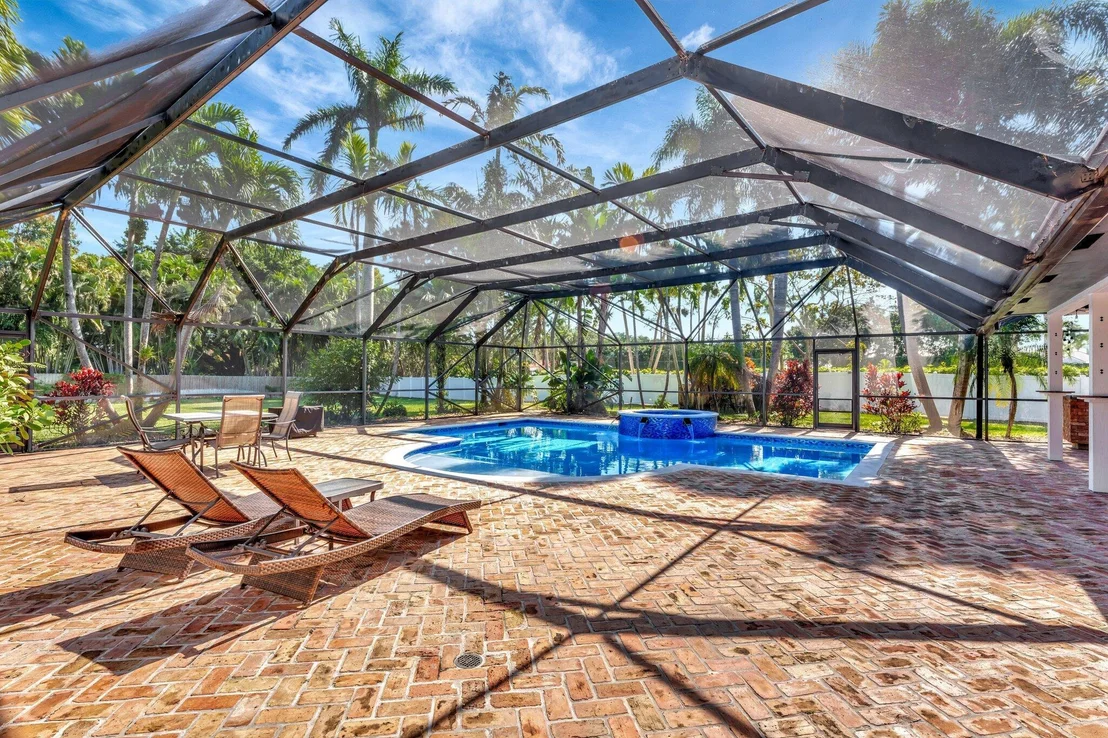 Photo of 12750 Oak Arbor Drive