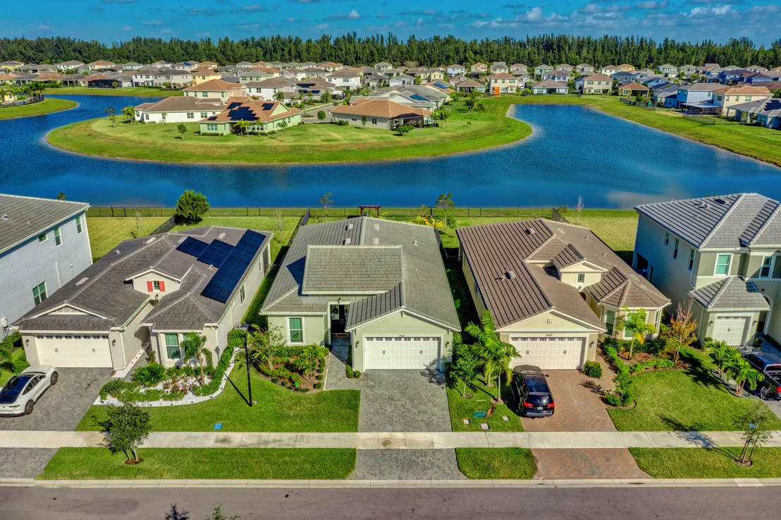 Photo of 15121 Goldfinch Circle