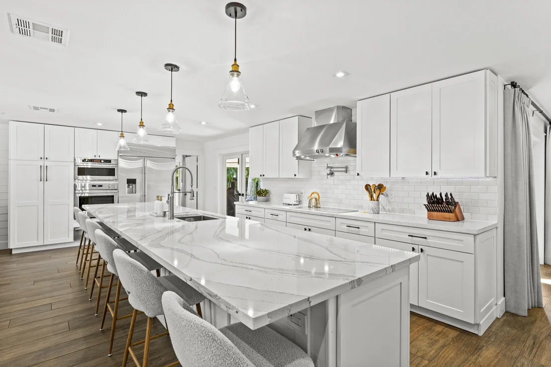 Photo of 3544 Lakeview Drive