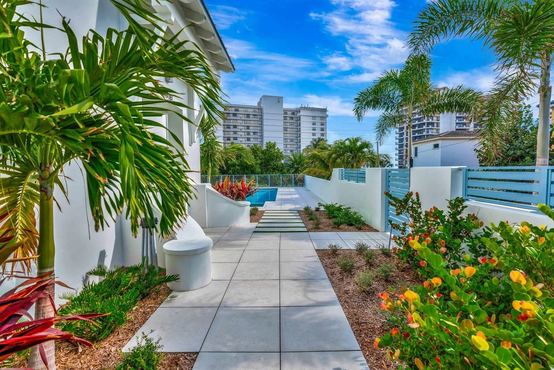 Photo of Unit UNITB at 461 Venus Drive