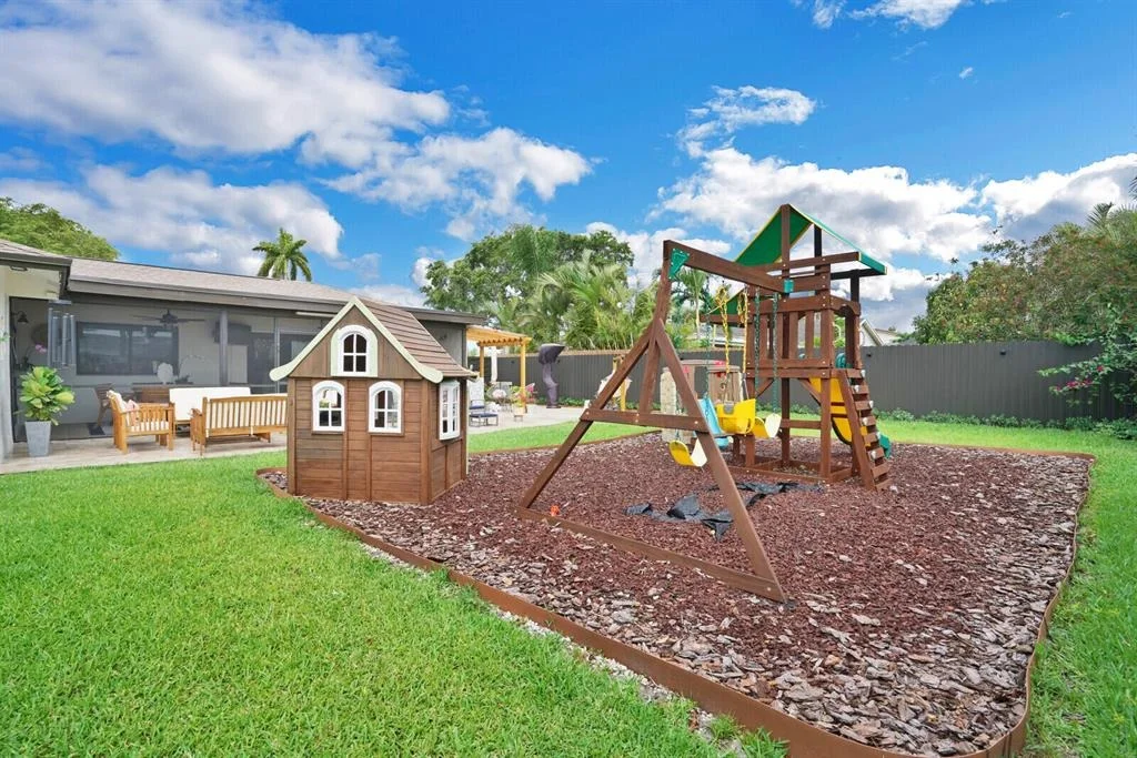 Photo of 1224 Jackpine Street