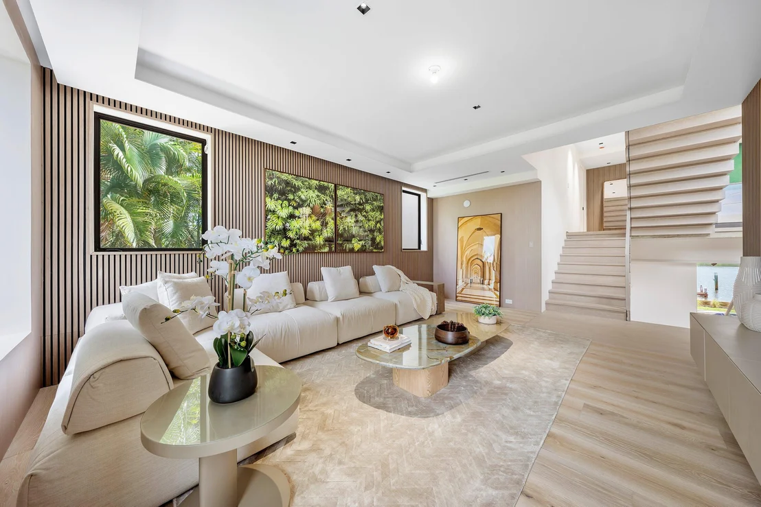 Photo of 5 Barefoot Lane