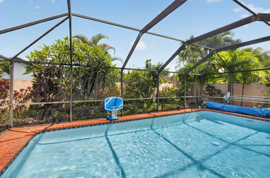Photo of 7658 SOLIMAR Circle