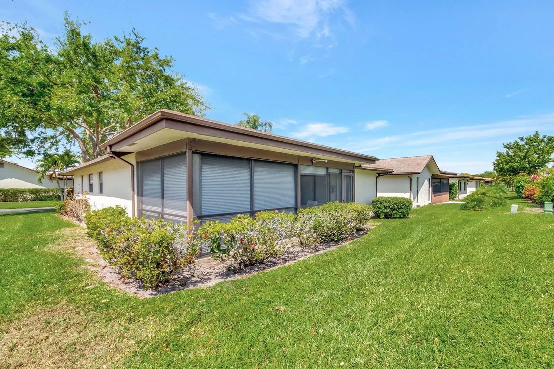Photo of 6430 Olivewood Circle