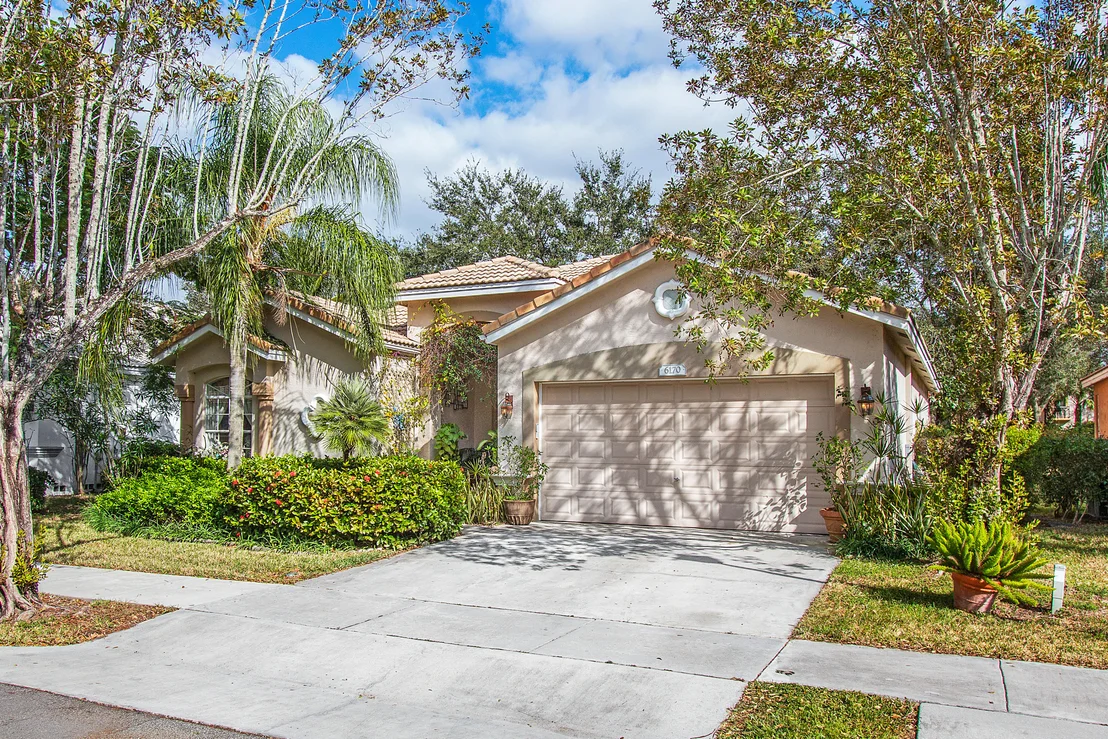 Photo of 6170 Swans Terrace