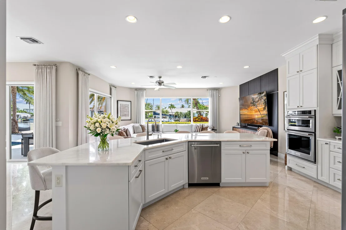 Photo of 2520 NE 35th Street