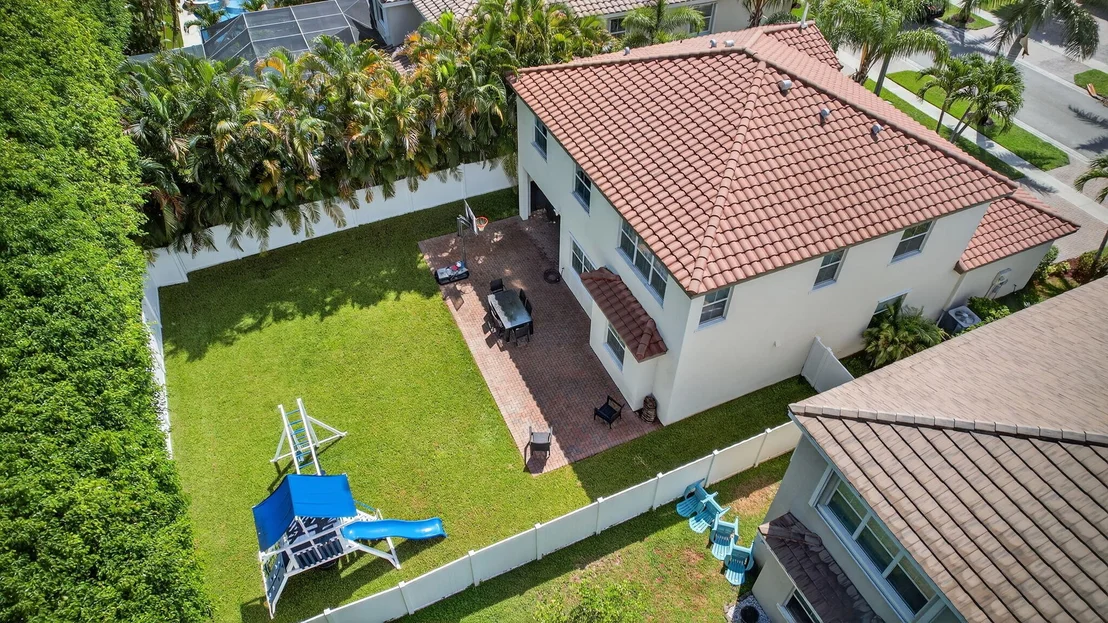 Photo of 9583 Phipps Lane