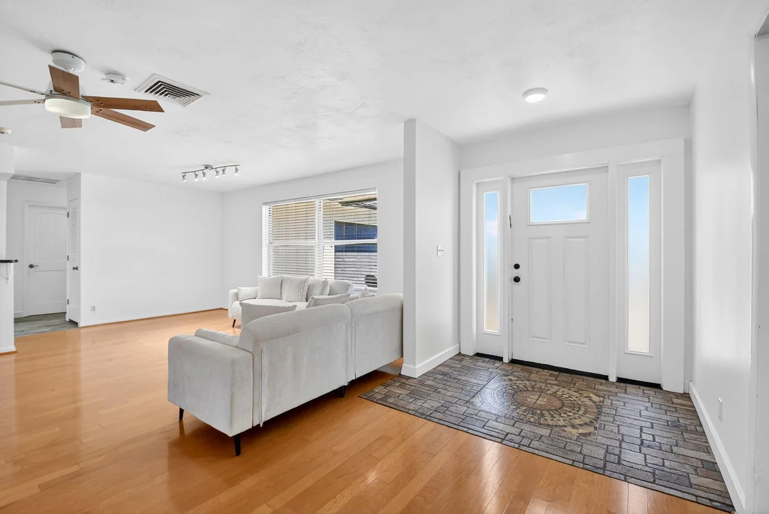 Photo of 3651 Palm Drive