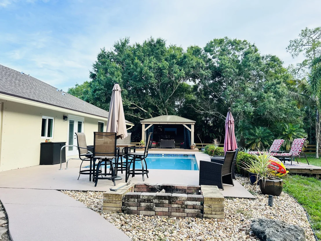 Photo of 16687 N 115th Avenue N