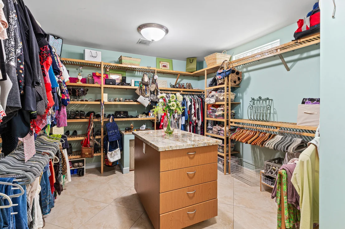 Photo of 5175 Beechwood Road