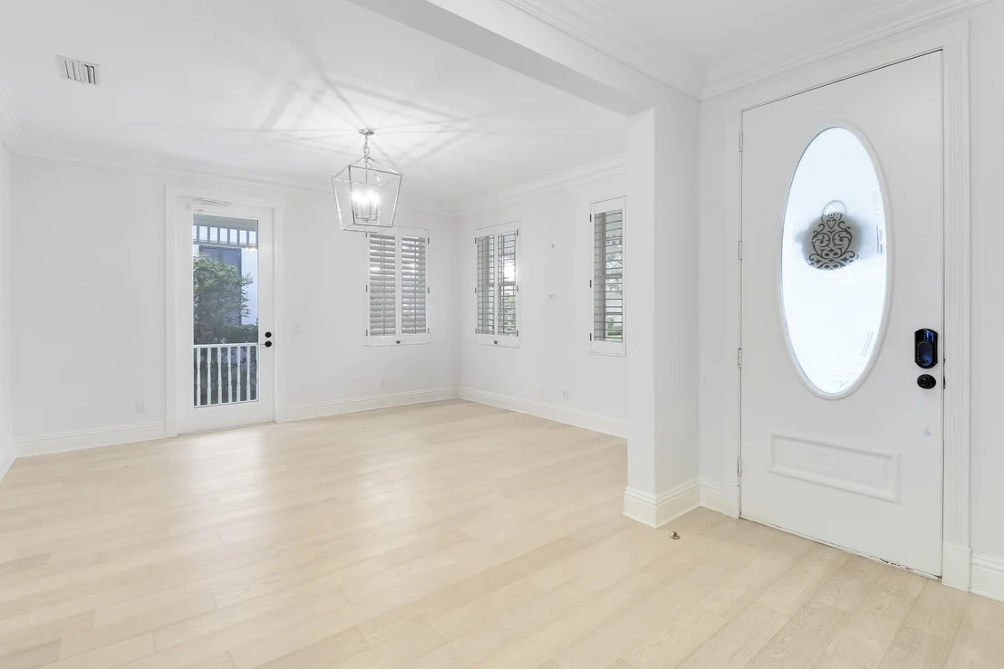 Photo of 329 Sweet Bay Circle