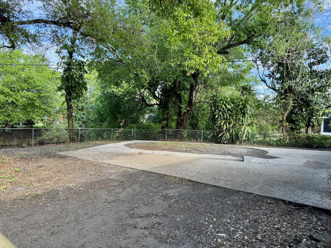 Photo of 1104 SE 8th Drive