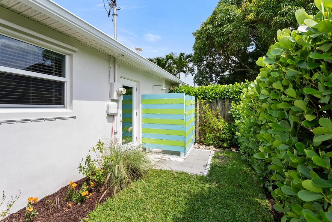Photo of 303 W Norfolk Road