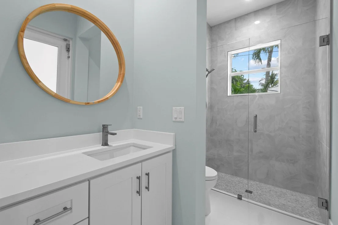Photo of 3367 Cove Road