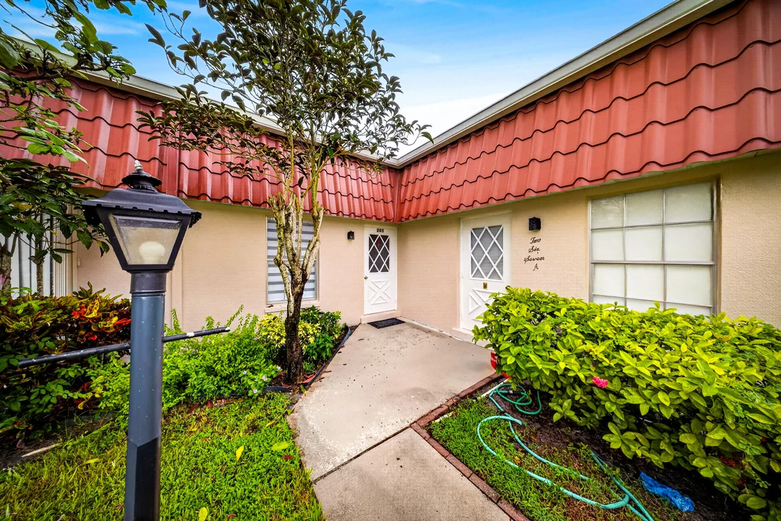 Photo of 265 CAPE COD Circle