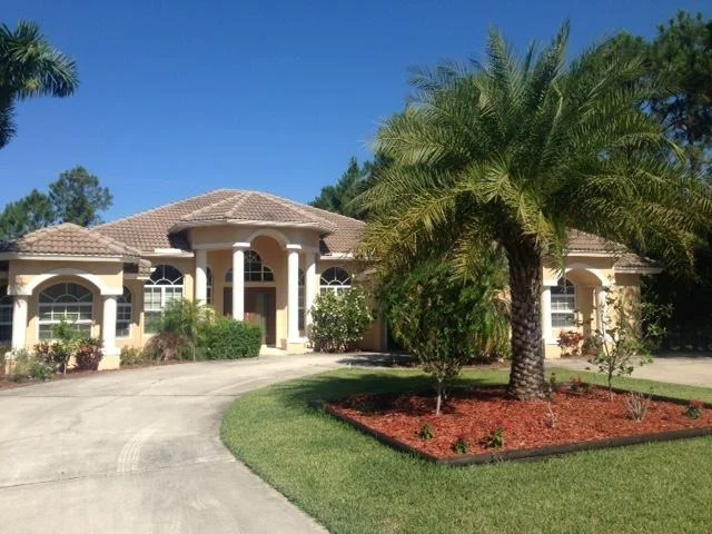 Photo of 2811 Bent Pine Drive