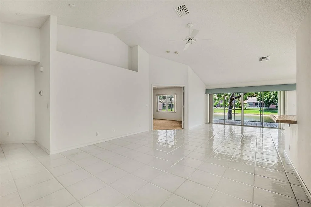 Photo of 5392 Grande Palm Circle
