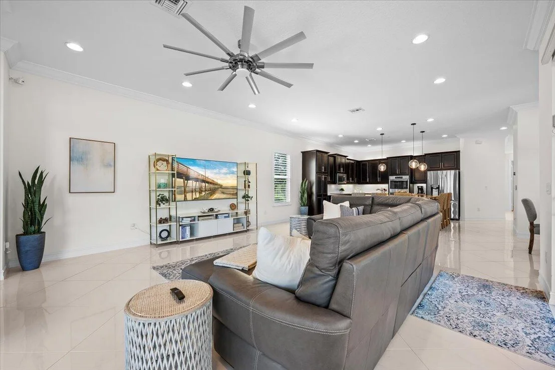 Photo of 11091 Rockledge View Drive