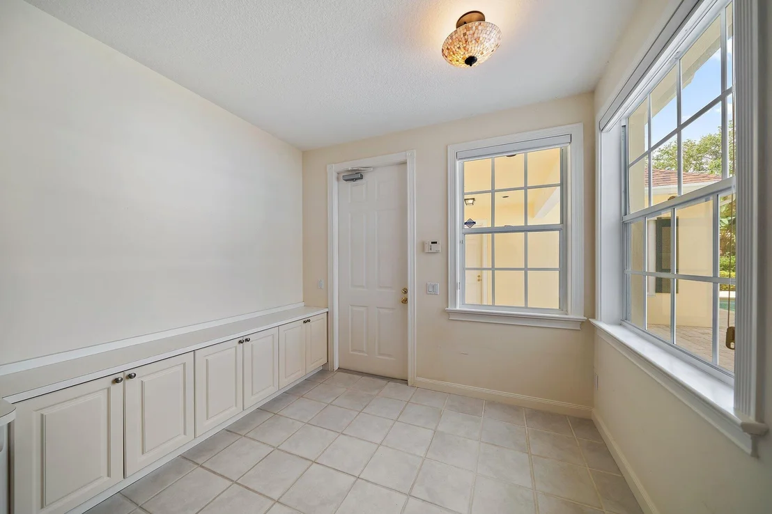 Photo of 129 Barbados Drive