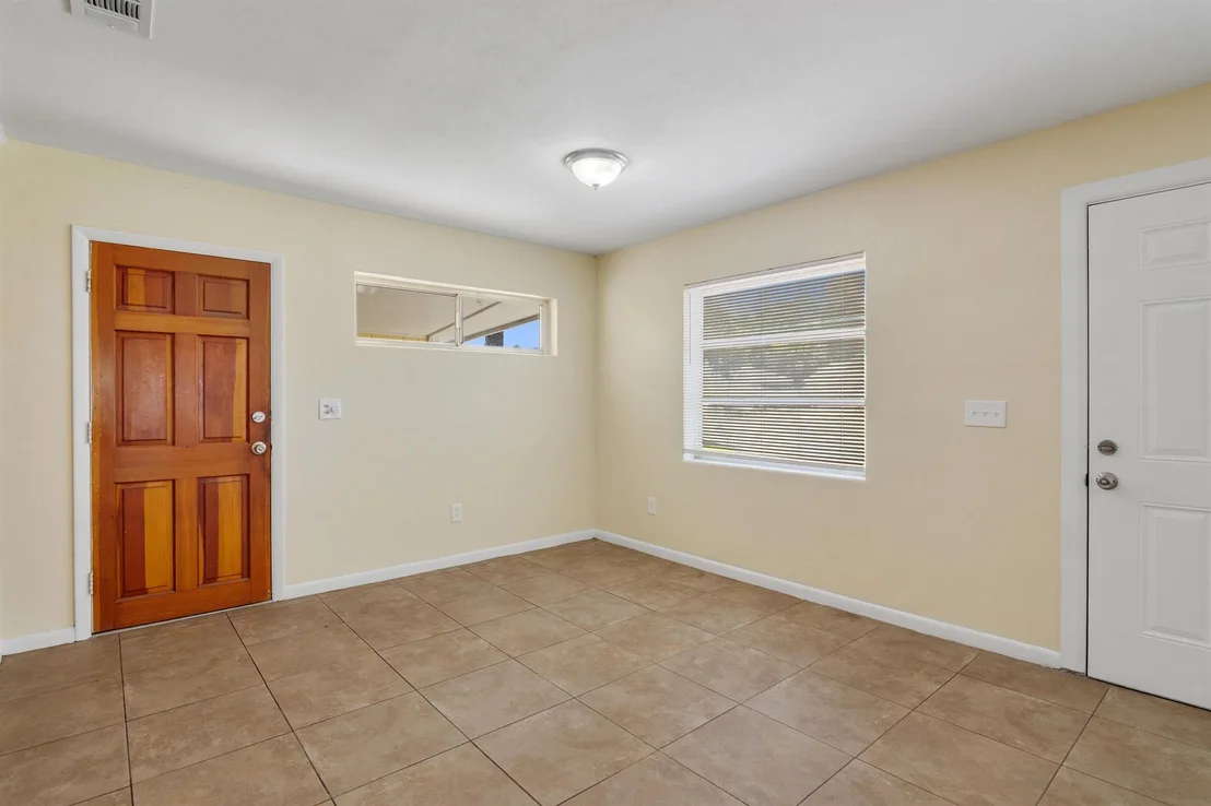 Photo of 7707 James Road