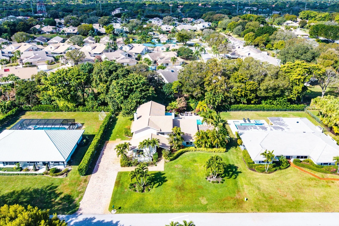 Photo of 10893 Gleneagles Road