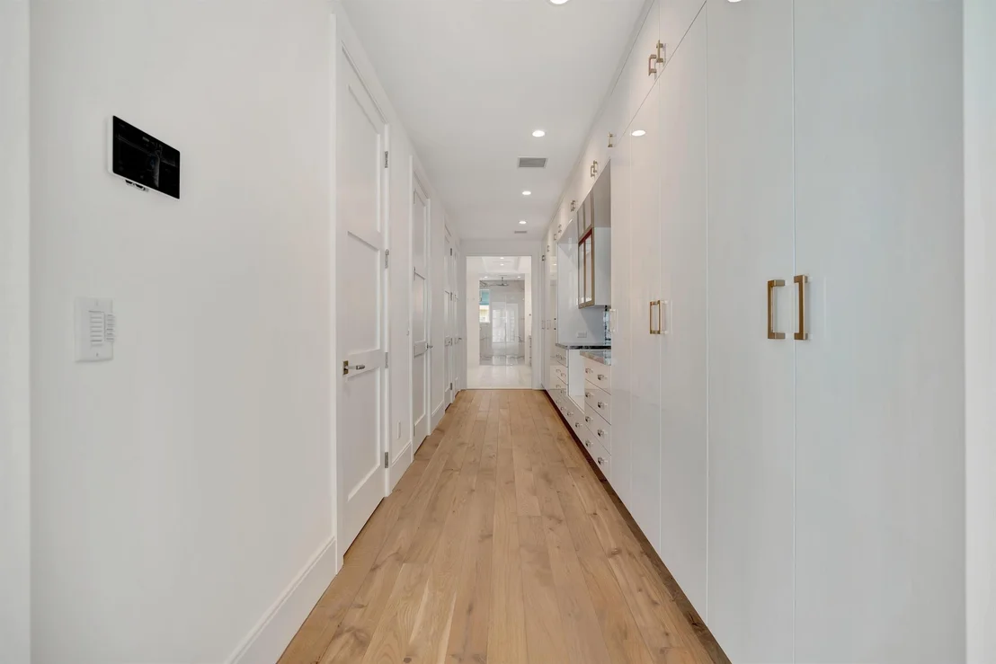 Photo of Unit UNITB at 461 Venus Drive